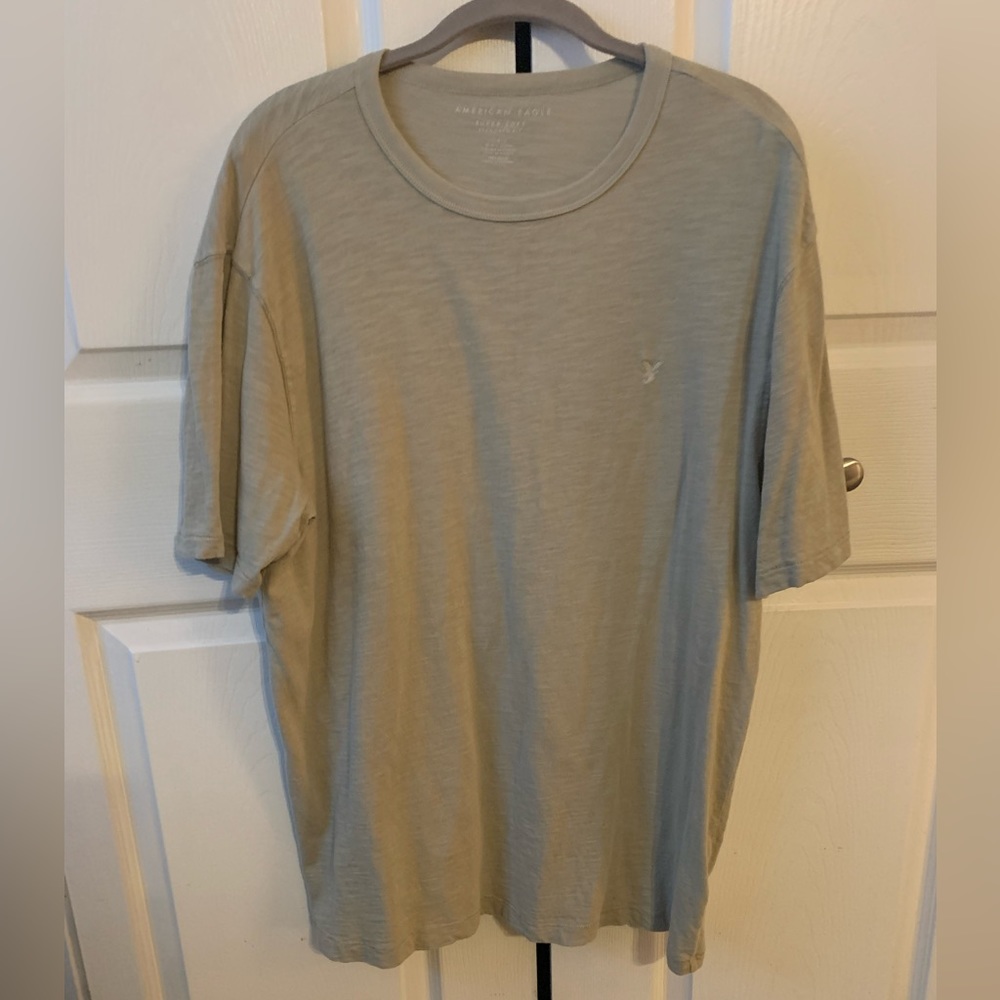 American Eagle Mens Tee, Like New, Super Soft Standard Fit, Large